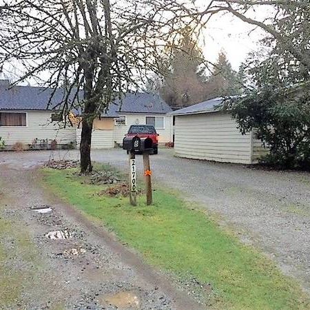 Maple Ridge Duplex Unit in Quiet Neighborhood. - Photo 1