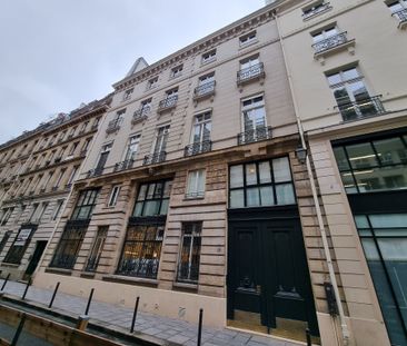 13 Rue Notre Dame des victoires 75002 - spacieux 2 pièces bien placé - Photo 5