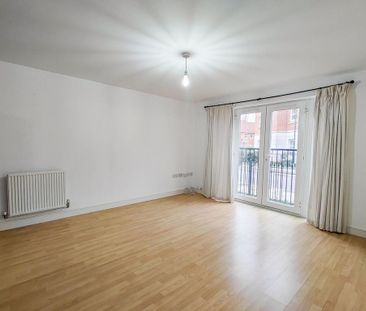 2 bedroom flat to rent - Photo 3