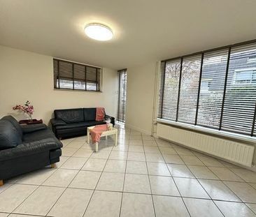 Te huur: Huis Arturo Toscaninistraat in Almere - Photo 2