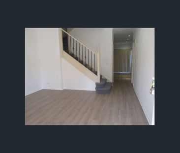 19 Durack Circuit, Taylors Hill, Vic 3037 - Photo 5