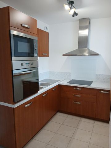 Location Appartement 3 pièces 63m² - Photo 5