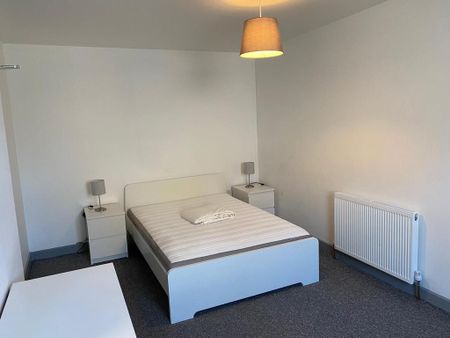 1 bedroom in a house share to rent - Photo 5