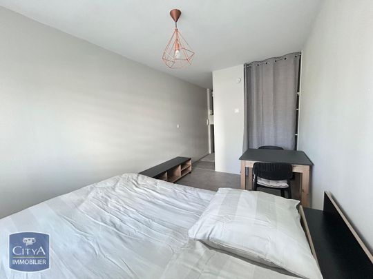 Location Appartement 1 pièce 17m² LE MANS 72000 - Photo 1