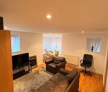 2 Bed Flat, The Metropolitan, BS1 - Photo 1