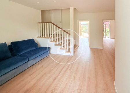 House for rent in Parque Conde Orgaz - Photo 3