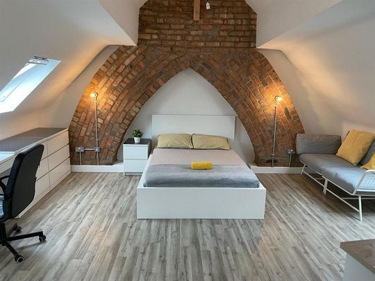 Studio to rent - Photo 1