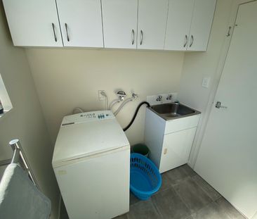 54 Churton Drive, Churton Park - Photo 5