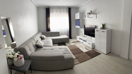 Alquiler de piso en Calle del Sol - Photo 5