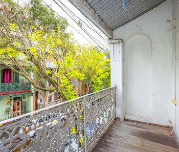 Two Bedroom Terrace Located on a quite street - Photo 6