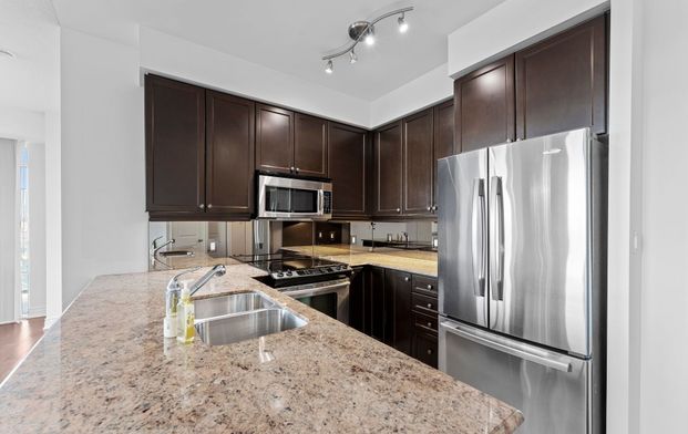 For Lease - 10 Bloorview Place Unit# 707, Toronto, Ontario - Photo 1