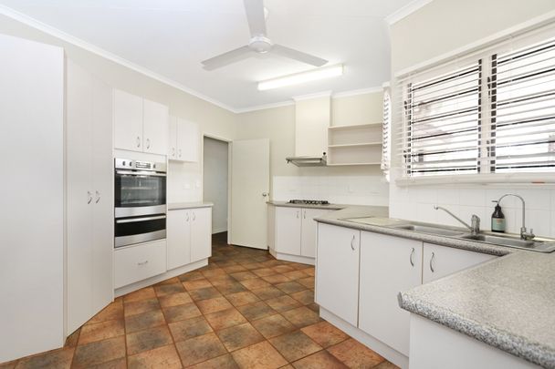 74 Callistemon Drive - Photo 1