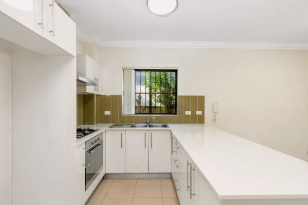 2/93-95 Clissold Parade,Campsie,New South Wales 2194, Sydney - Photo 1