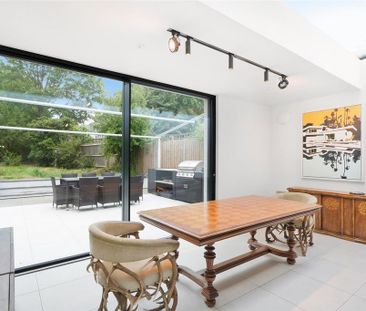 5 bedroom detached house to rent - Photo 6