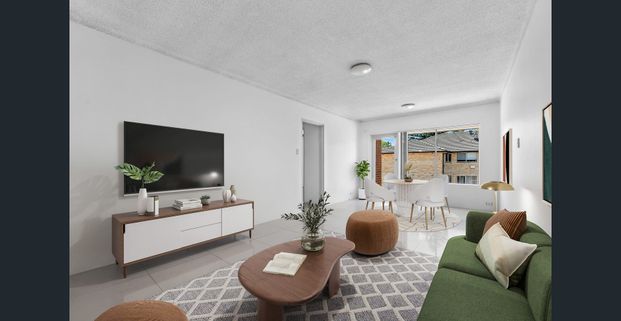 Spacious, Great Location - Photo 1