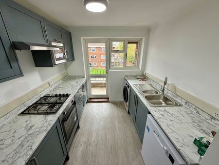 2 bedroom apartment to rent - Photo 3