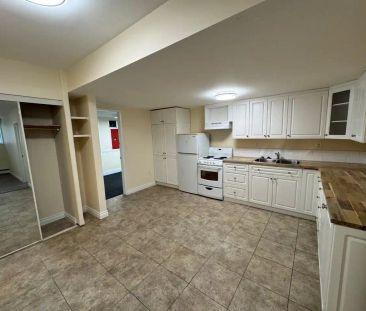 Lovely, Bright & Clean 1 Bedroom Condo (RP023) — Lovely, Bright & C... - Photo 5