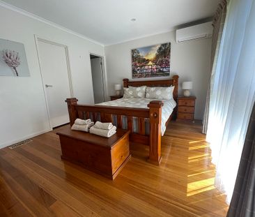 5-bedroom shared house, Ansett Crescent - Photo 1