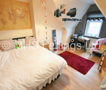 3 Bedroom End Terraced House for rent in William Street - Photo 4