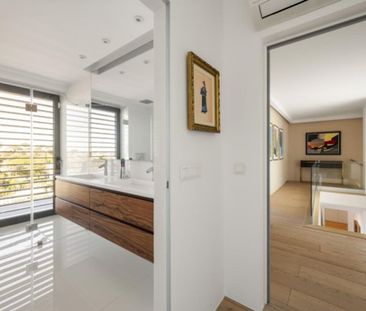 4 room luxury House for rent in Cascais, Cascais e Estoril, Lisbon - Photo 3