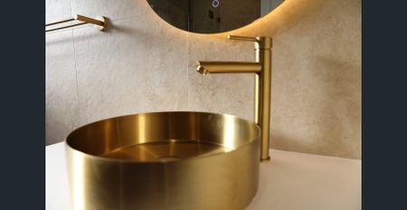 FULLY RENOVATED TOWNHOUSES W/ QUALITY FINISHES! - Photo 4