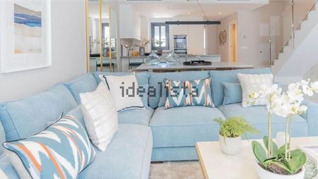 Alquiler de chalet adosado en Alcaucin-naranjos Marbell - Photo 5