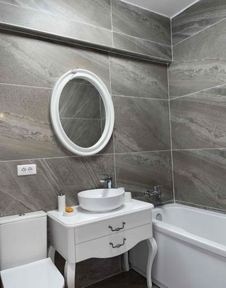 Chirie apartament nou 2 camere - Fotografie 1