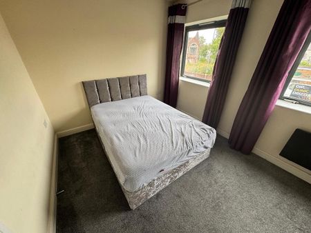 2 bedroom apartment to rent - Photo 4