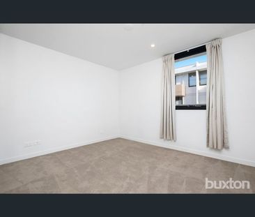 503/70 Batesford Road, Chadstone, Vic 3148 - Photo 1