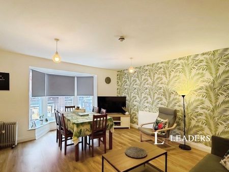 2 bedroom property to rent East Street, BN1 - Photo 3