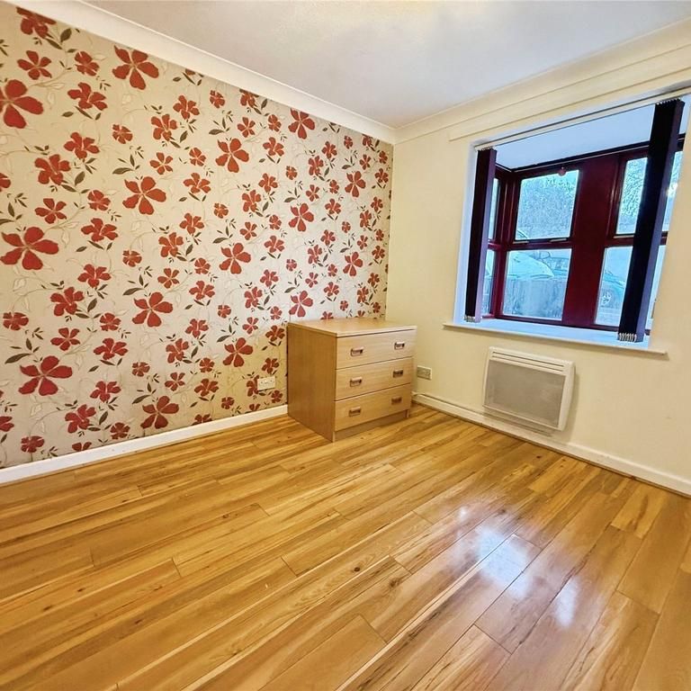 1 bedroom property to rent - Photo 1