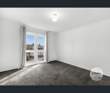 3/18 View Street, Sandy Bay, Tas 7005 - Photo 4