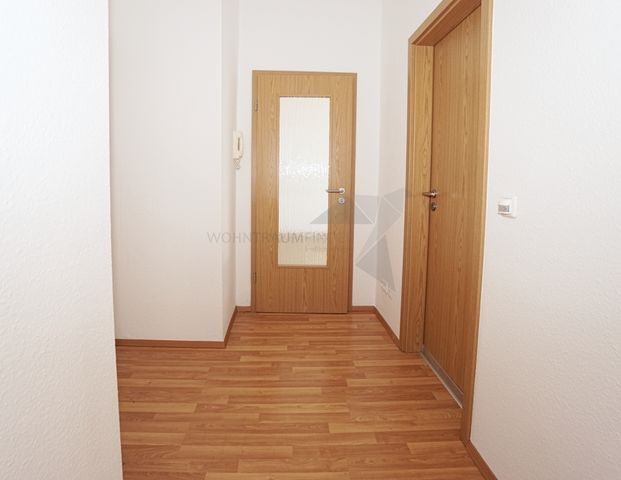 Moderne 2,5-Raum-Whg. mit großer Wohnküche und Tageslichtbad in zentraler Lage - Photo 1