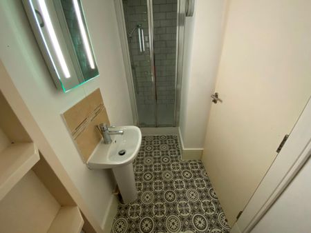 3 Bed Flat, Newarke Street, LE1 - Photo 2