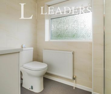 3 bedroom house to rent Speke Road, Woolton, L25 - Photo 2