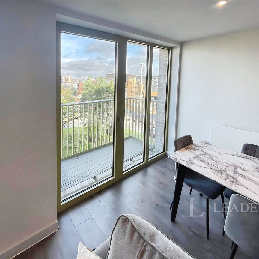 2 bedroom apartment to rent Oxford Road, Luton, Bedfordshire, LU1 - Photo 1