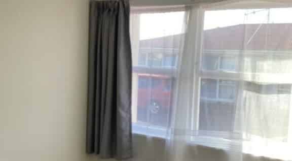 Tidy Two Bedroom - Close to the University - Photo 1