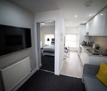 2 Bed Flat, Botanic Road, L7 - Photo 2