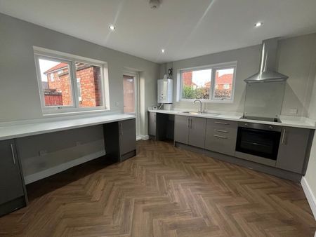 Pemberton Crescent, Middlesbrough - Photo 3