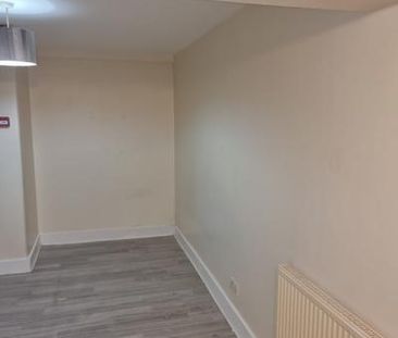 Studio to rent - Photo 6