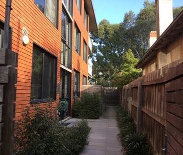 1/92 Glen Huntly Road ELWOOD - Photo 5