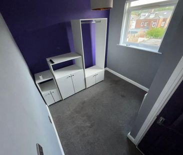 1 bedroom in a house share to rent - Photo 6