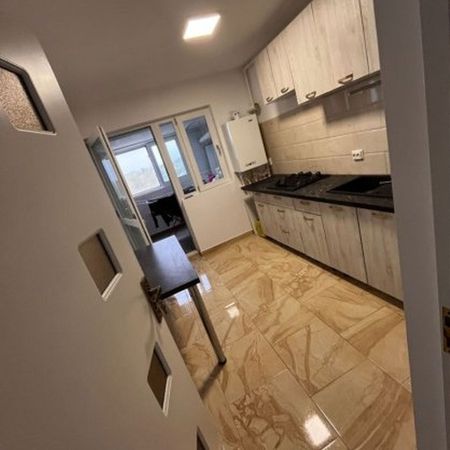 Giurgiului dedeman bloc nou etaj 4 - Fotografie 3