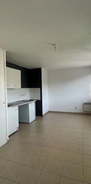 Location Appartement 2 pièces 41m² ST ETIENNE 42000 - Photo 1