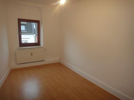 Charmante, gemütliche 2,5-Zimmer-Altbau-DG-Wohnung in Rheinnähe für junge Leute - Photo 2