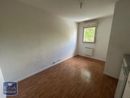 Location Appartement 1 pièce 18m² CORBEIL ESSONNES 91100 - Photo 3