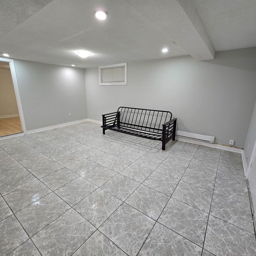 For Lease - 190 Barrie Street Unit# Bsmnt, Bradford West Gwillimbury, Ontario - Photo 1