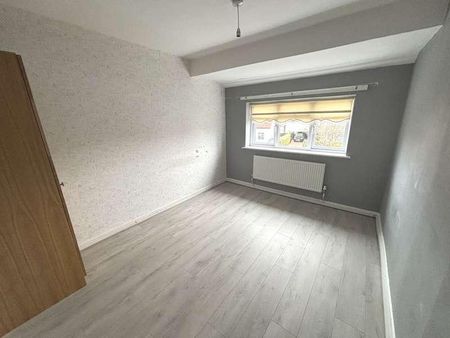 Bleak Hill Road, Windle, WA10 - Photo 5