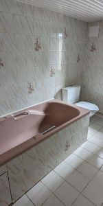 A NOGENT LE ROTROU, CENTRE VILLE, Charmant appartement d'environ 71 m2 situé au 2ème et dern... - Photo 3