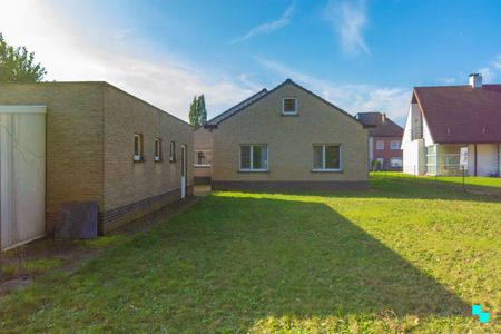 Bungalow met drie slaapkamers en grote tuin - Foto 3